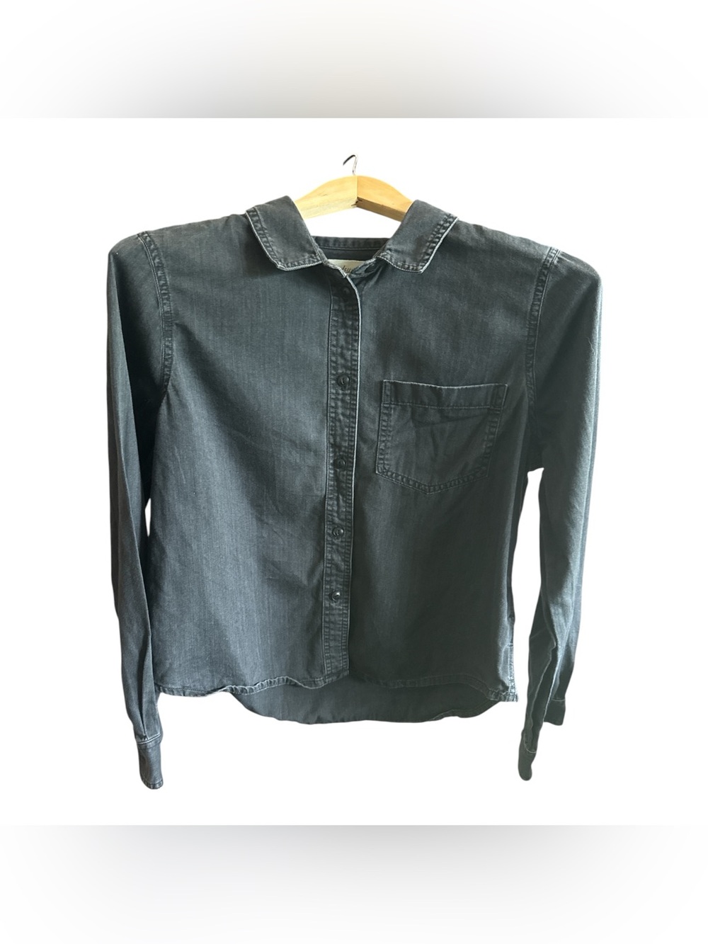 MADEWELL Women’s Medium Long Sleeve Charcoal Button Up Denim Casual Shirt Pocket